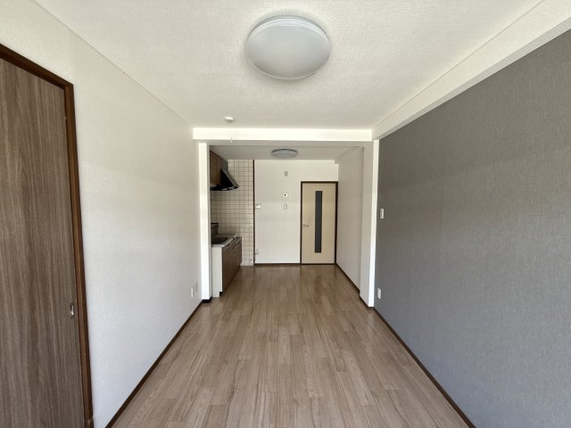 レジデンス西庄の居間・リビング