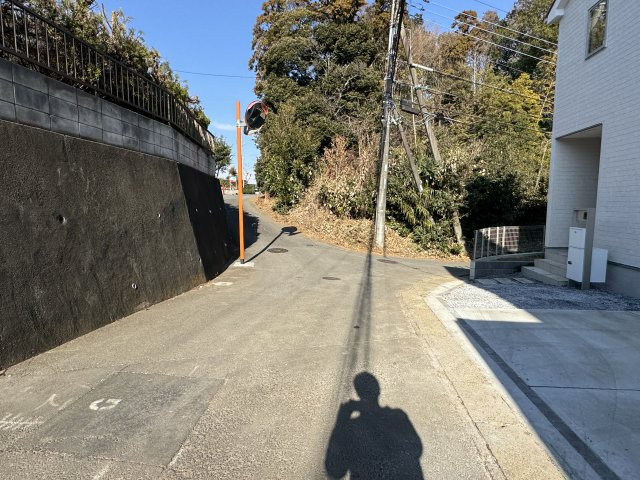 流山市名都借新築戸建（名都借23-1期）の前面道路含む現地写真|西側前面道路