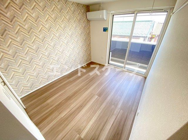 ルミエールの居間・リビング|高崎、前橋エリアのお部屋探しはエンドスケープまで！お客様の理想お聞かせ下さい♪