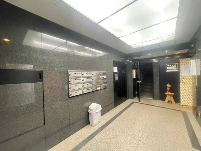 『弊社媒介』インテンション横浜/区分店舗/オーナーチェンジ