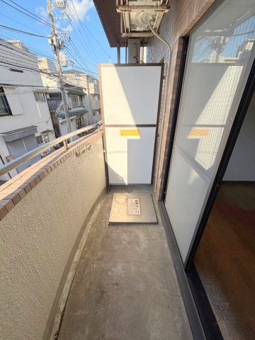 グランドール多摩川のバルコニー