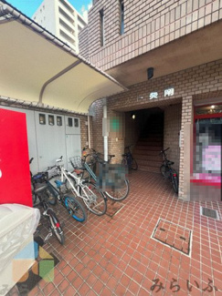 【エントランス】