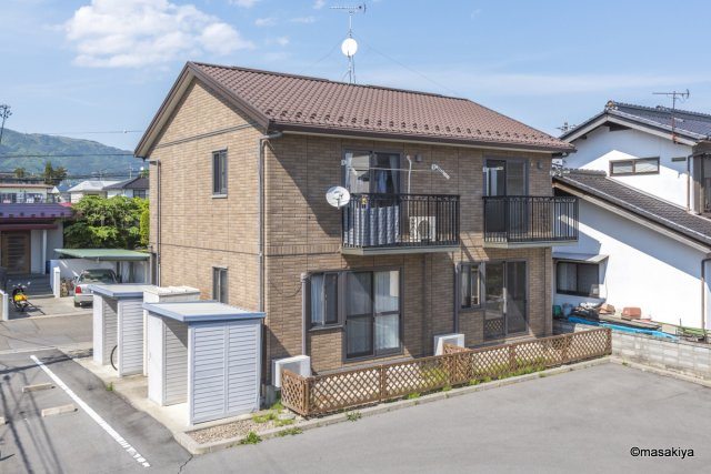 本郷ブルンネンの外観