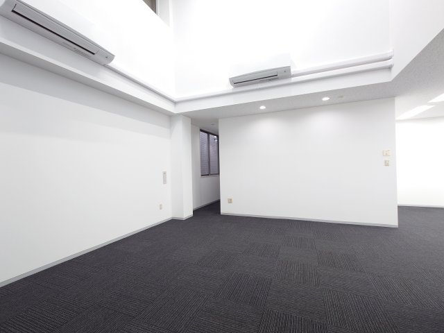 取手クリニックビルの内装