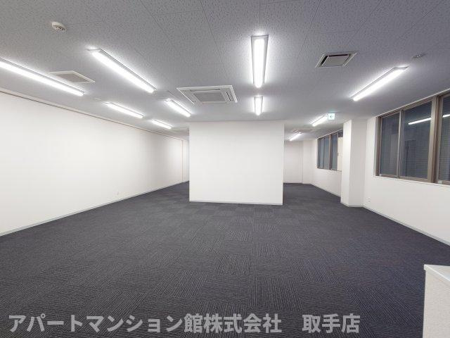 取手クリニックビルのロビー