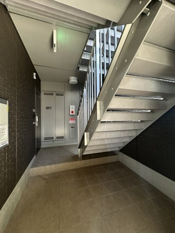 ファミール カルミアのロビー