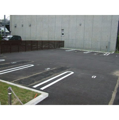 岐阜市高砂町１丁目の駐車場の外観