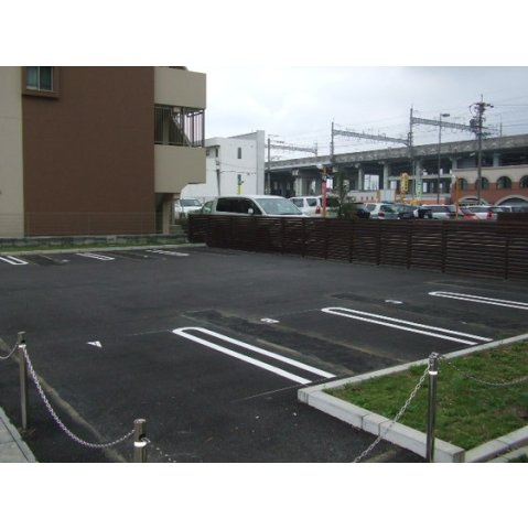 岐阜市高砂町１丁目の駐車場の外観