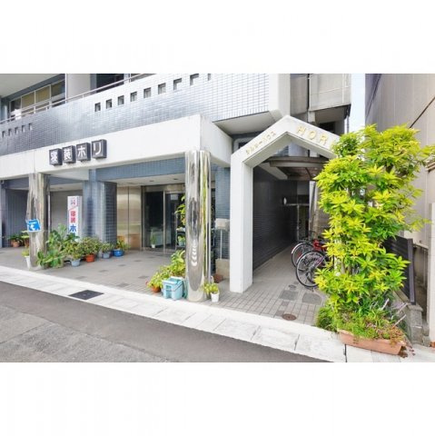 シルキーハウスＨＯＲＩのエントランス|お問い合わせは美濃善不動産駅前店へ！