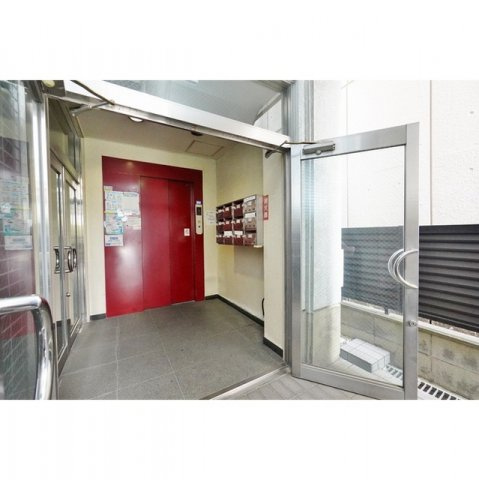 シルキーハウスＨＯＲＩのエントランス|お問い合わせは美濃善不動産駅前店へ！