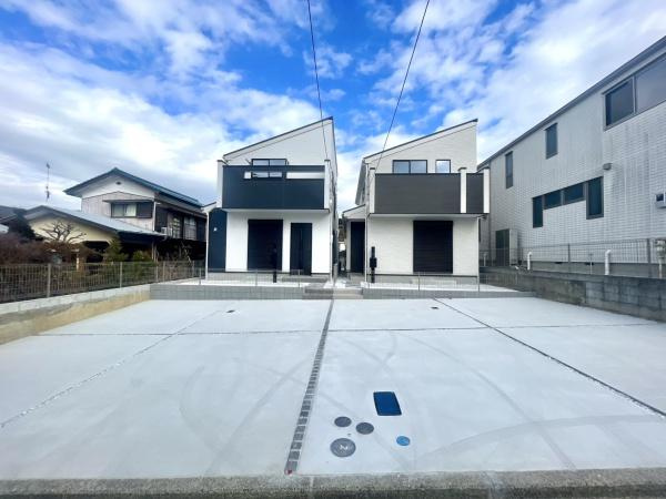 横浜市磯子区洋光台６丁目の新築一戸建の前面道路含む現地写真|周辺は落ち着いた街並みになります。
子育てにはぴったりの住環境♪