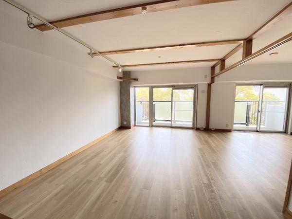 【居間・リビング】 | パームスクエアジェームス山