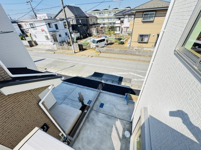 松戸市新松戸南１丁目新築戸建【馬橋北小学校：6分】の展望|バルコニーより道路側眺望
