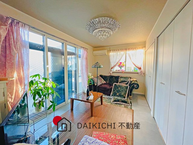 【居間・リビング】 | 比企郡吉見町久保田　中古戸建
