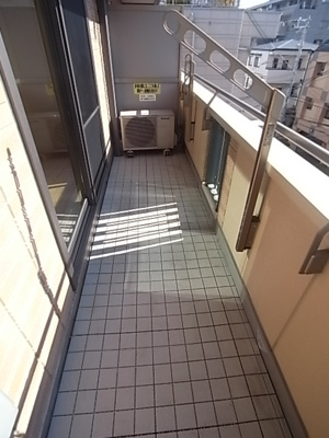 【バルコニー】 | オーベルジュ岡本