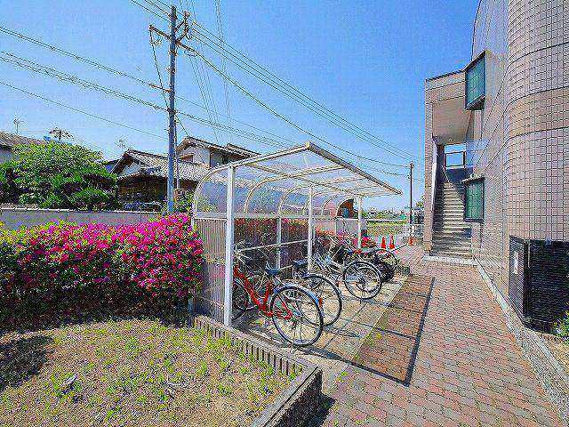 サンフィットラブリーⅡのその他共用部分|自転車置場