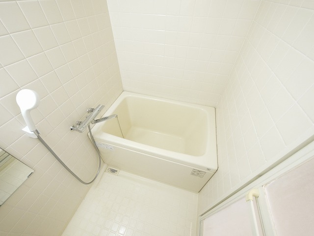 サンフィットラブリーⅡの浴室