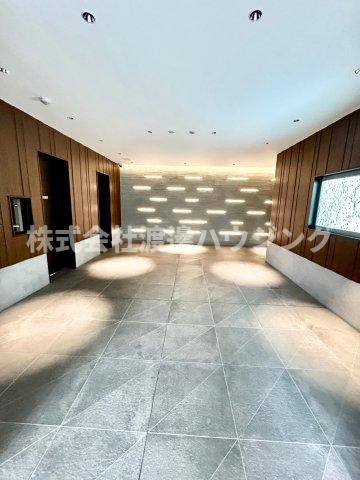 コンフォリア江坂広芝町のエントランス