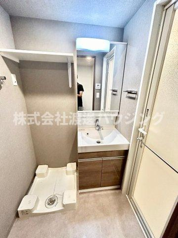 コンフォリア江坂広芝町の洗面所