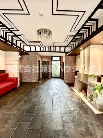 アリビオ江坂南金田のエントランス