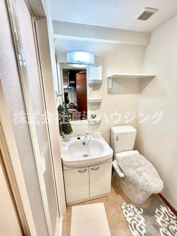 アリビオ江坂南金田の洗面所