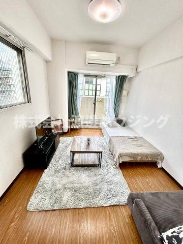 アリビオ江坂南金田の居間・リビング