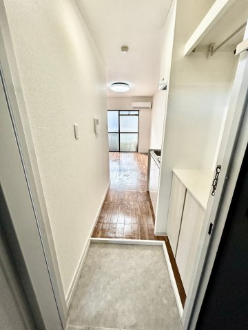 江坂ガーデンハイツの玄関