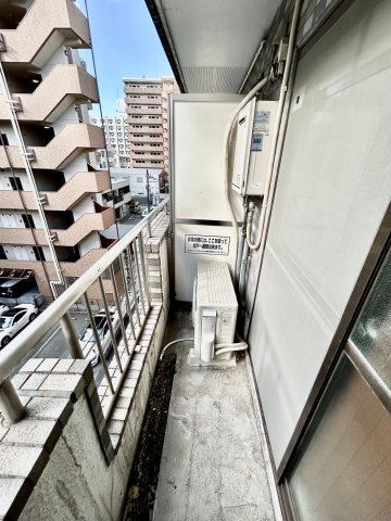 江坂ガーデンハイツのバルコニー