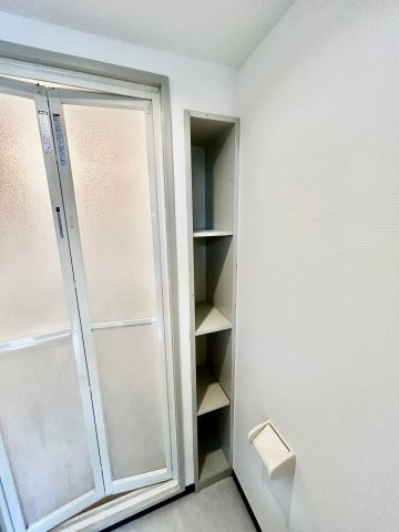 江坂ガーデンハイツの収納