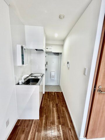 江坂ガーデンハイツの居間・リビング