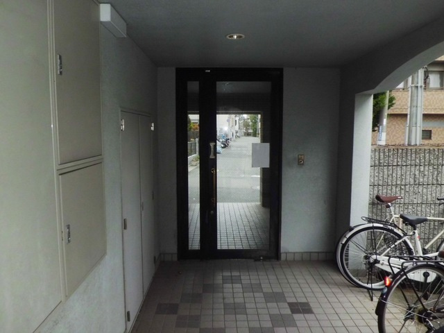 パインリッチⅠのエントランス