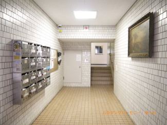 【その他共用部分】 | エントランス内部も、ハイセンスな空間です