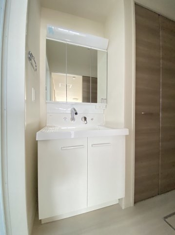 Casa・riva（カサ・リーヴァ）の独立洗面台