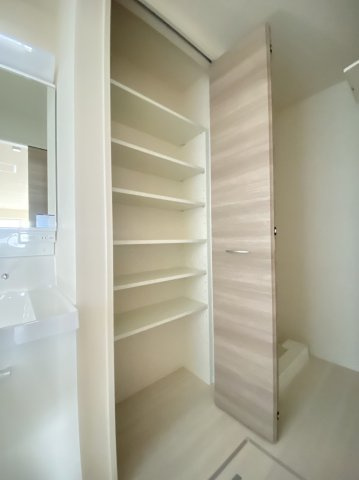 Casa・riva（カサ・リーヴァ）の洗面所