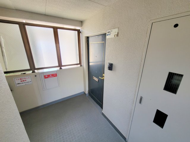 WELFARE NARA A棟のエントランス