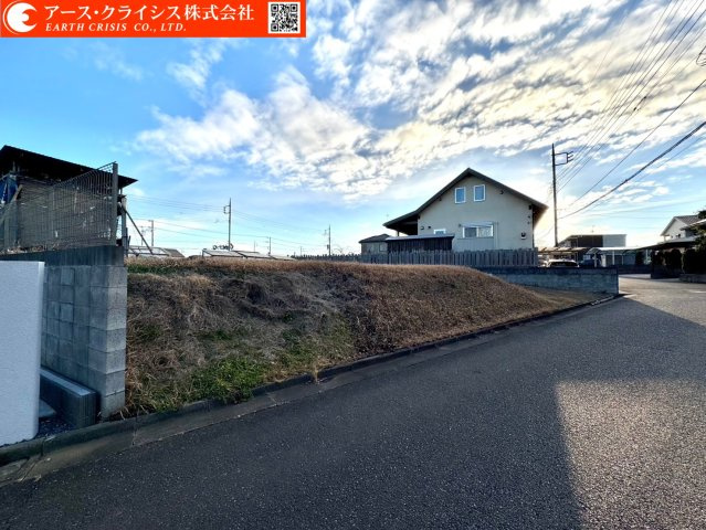 【外観】 | 龍ヶ崎市藤ヶ丘2丁目 | 現況更地にてお引渡しとなるので、解体費用等の初期費用も軽減できるのも嬉しいポイントです♪注文建築用地に最適な立地です！