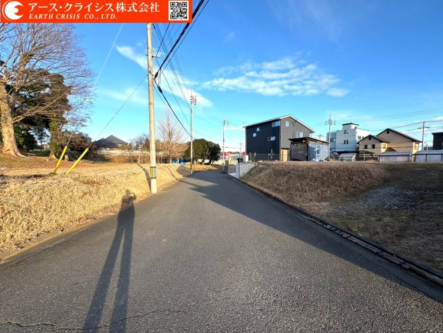 【前面道路含む現地写真】 | 龍ヶ崎市藤ヶ丘2丁目 | 閑静で落ち着いた住宅街でのびのび子育てするこができます！老後や夫婦二人の住まいにも如何でしょうか♪