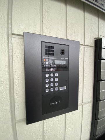 D-ROOM盛岡本宮　A棟のエントランス