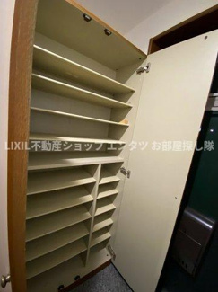 【玄関】 | セントレアカマⅢ