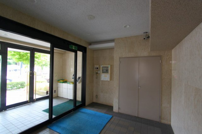 【エントランス】 | セントレアカマⅢ