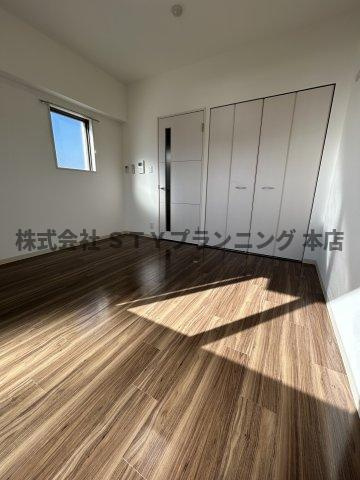 仲介手数料０円！キャナルスクエアの居間・リビング