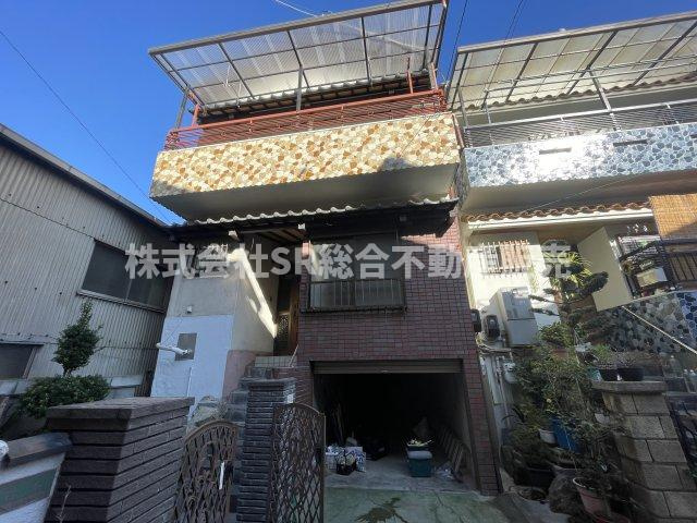 若江東町4丁目中古戸建の外観|弊社は中古戸建のご紹介、その後のリフォームのご提案、
賃貸物件のご紹介、すべてご対応可能です。
お客様にあったプランをご提案致します。
まずはお問合せ下さいませ。