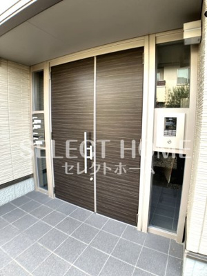 【エントランス】 | キアラ | 落ち着いたエントランスです