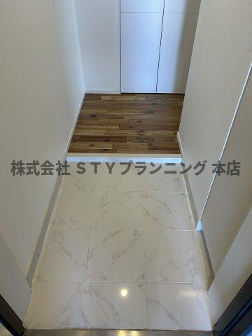 仲介手数料０円！Ｃｏｍｆｏｒｔささしまライブの玄関