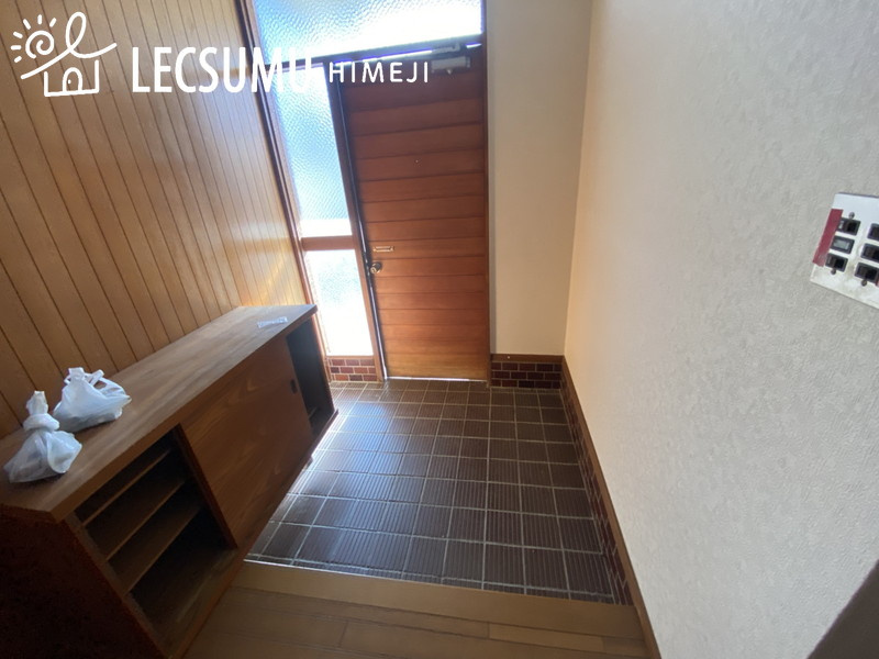 姫路市田寺東2丁目/中古戸建の玄関