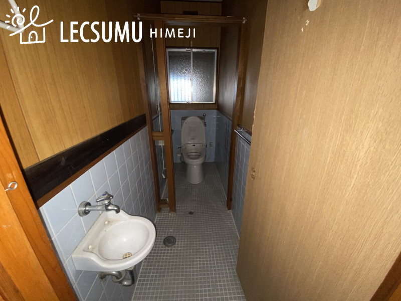 姫路市田寺東2丁目/中古戸建のトイレ