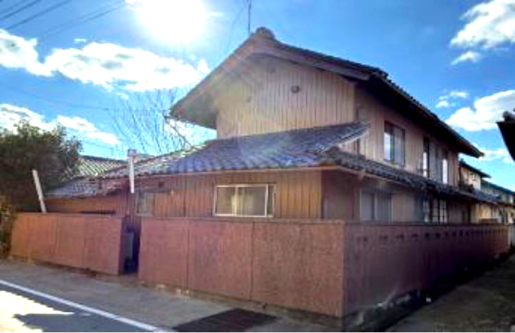 藤岡市東平井　中古299の外観