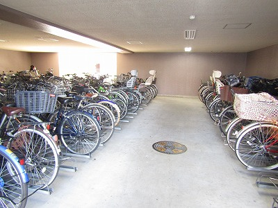 高槻市上本町の賃貸マンションの周辺