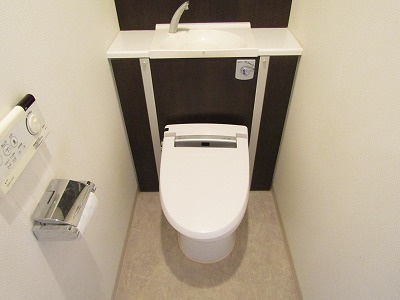 高槻市上本町の賃貸マンションのトイレ