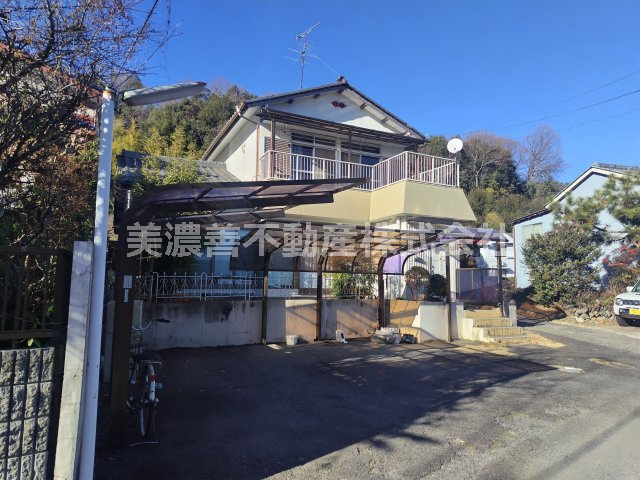 ６４７０５　岐阜市長良雄総中古戸建ての外観